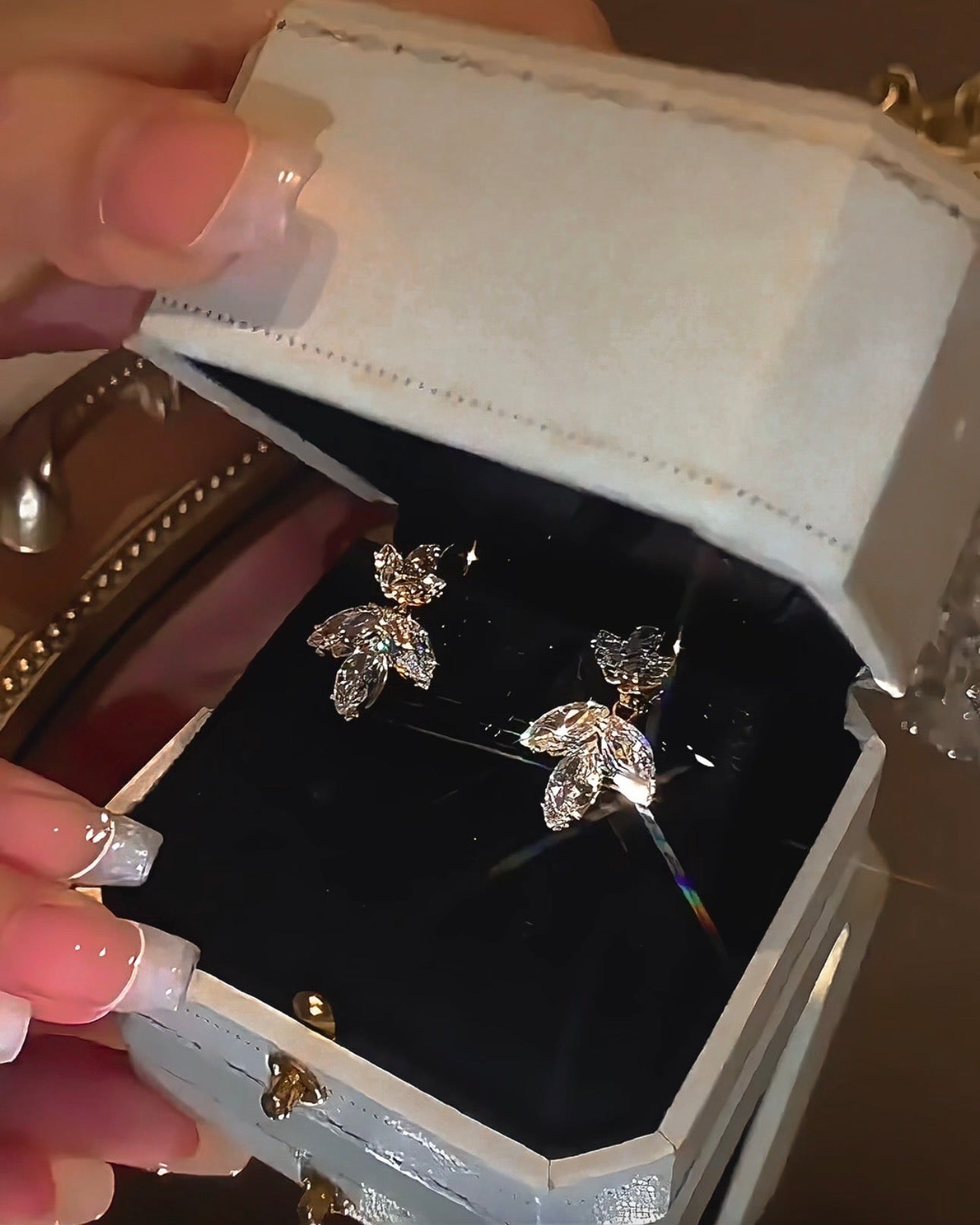 Carole Earrings