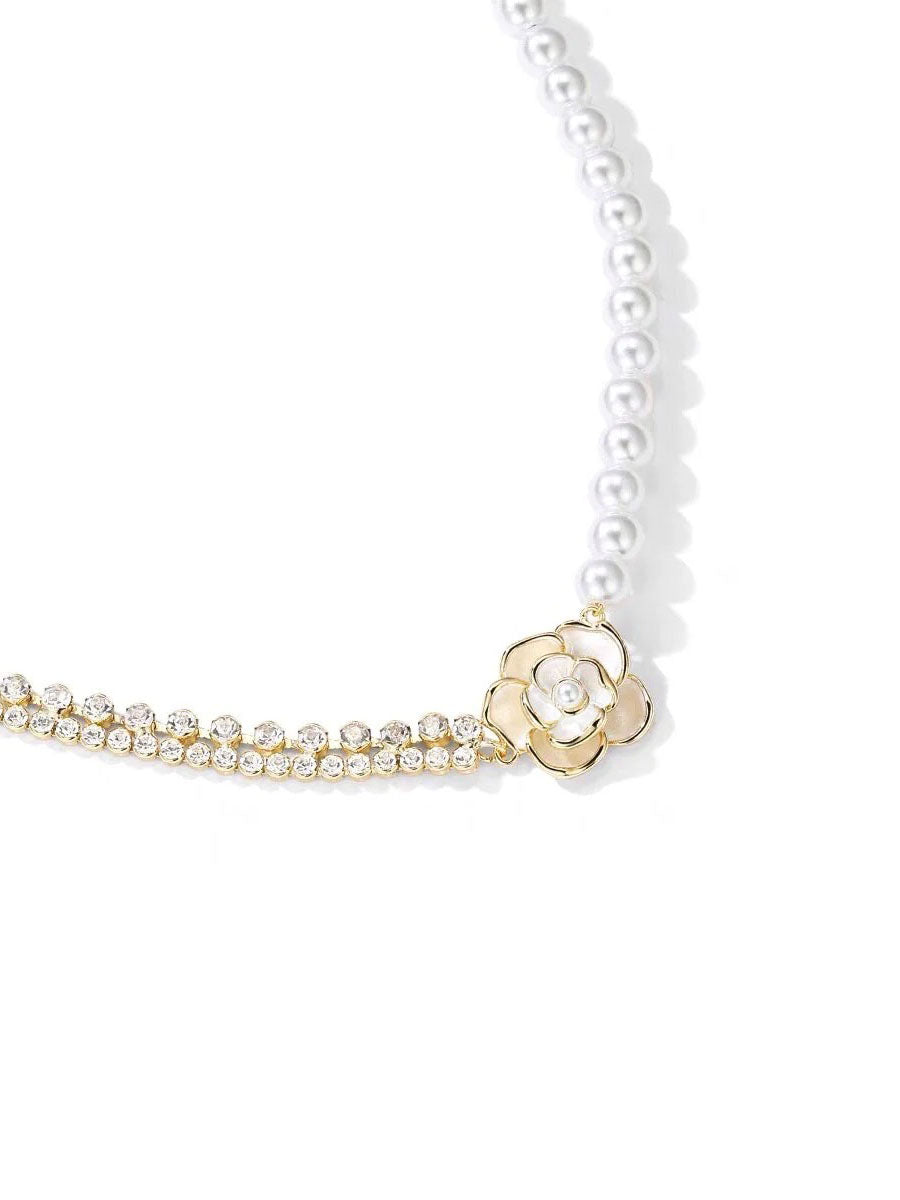 Raya Necklace