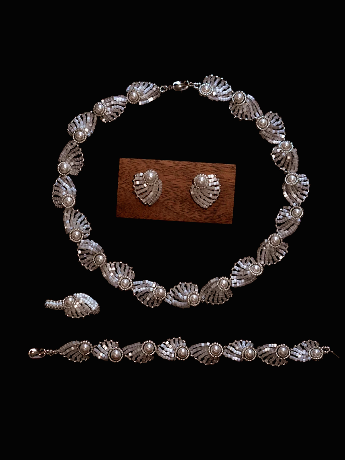 Fioralba Necklace Set