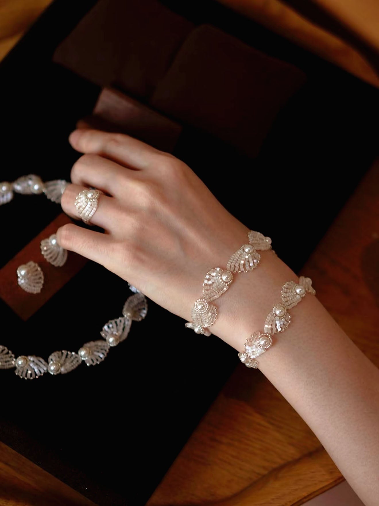Fioralba Necklace Set