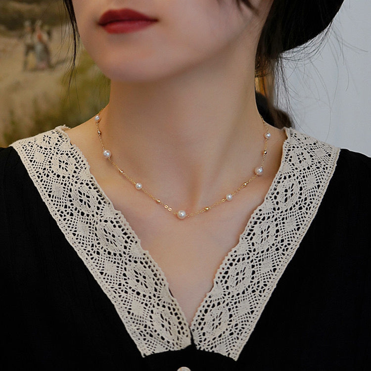 Blossom Pearl Necklace | 18k Gold Plated