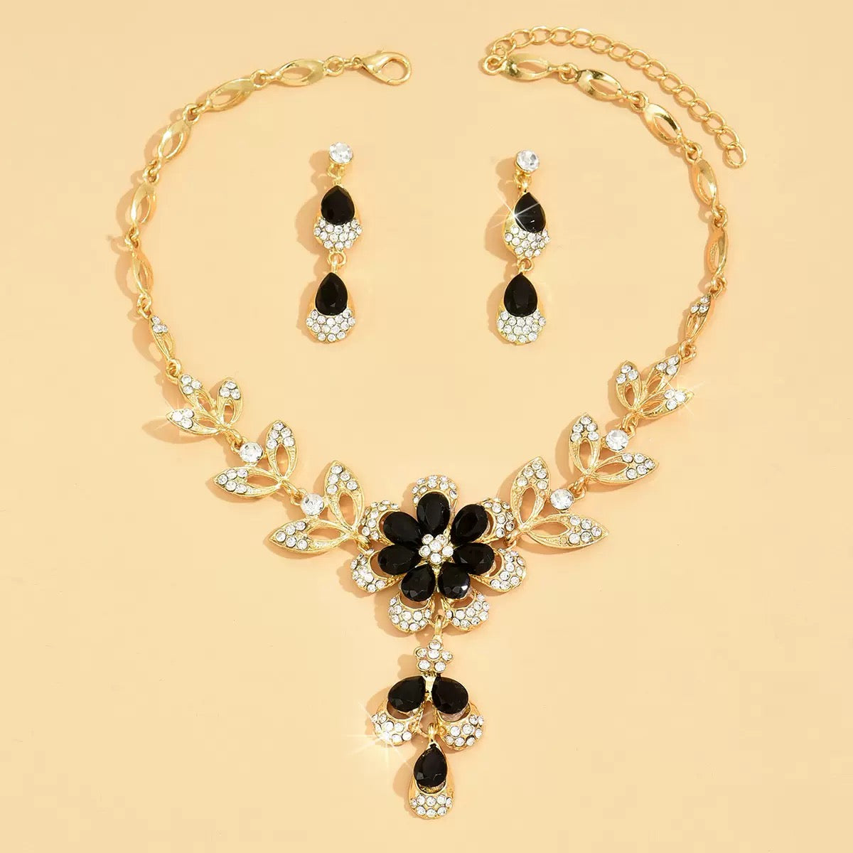 Verity Necklace Set | 24k Gold Plated