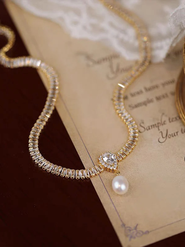 Chenoa Pearl Necklace | 24k Gold Plated