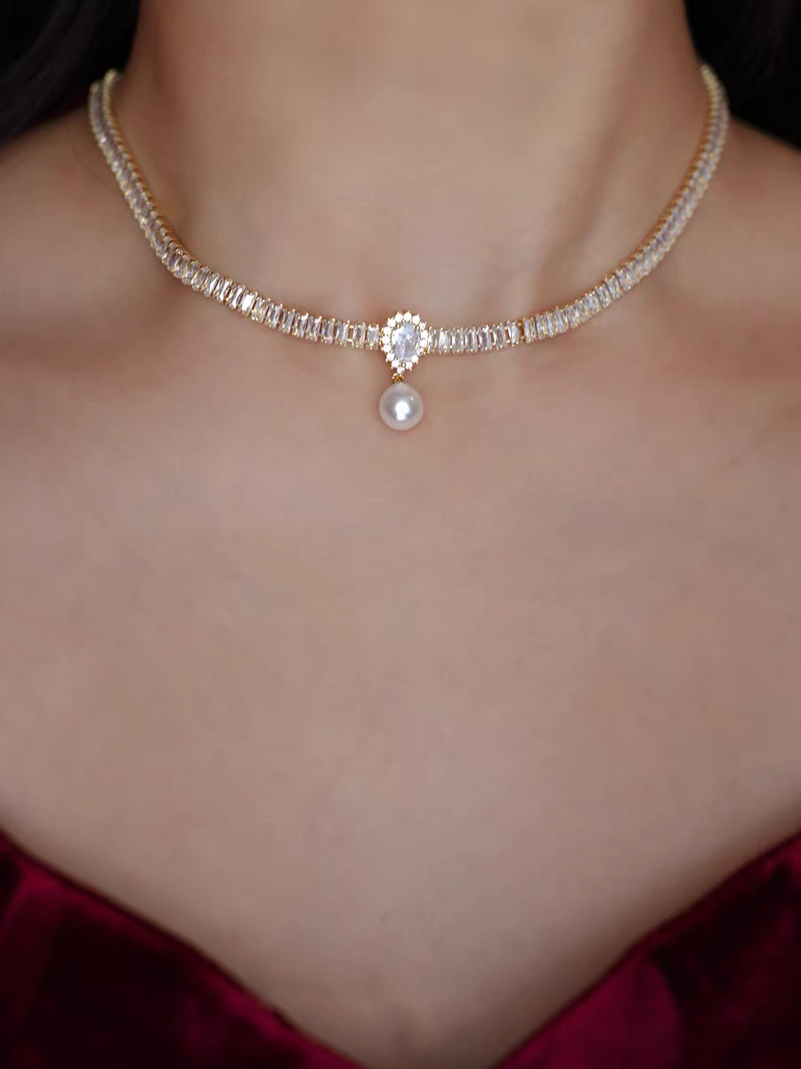 Chenoa Pearl Necklace | 24k Gold Plated