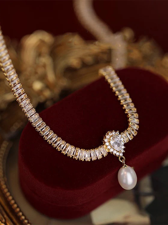 Chenoa Pearl Necklace | 24k Gold Plated