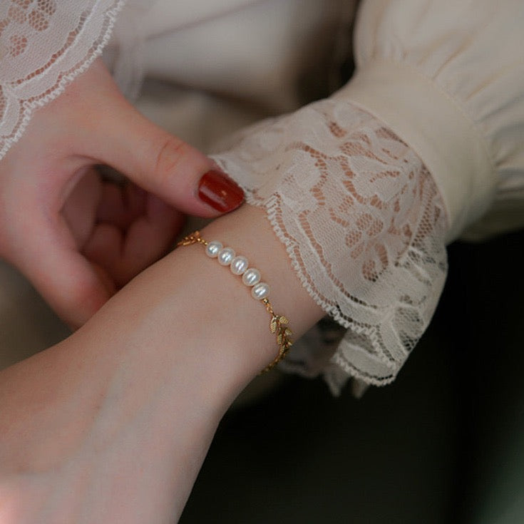 Ashleigh Pearl Bracelet | 18k Gold Plated