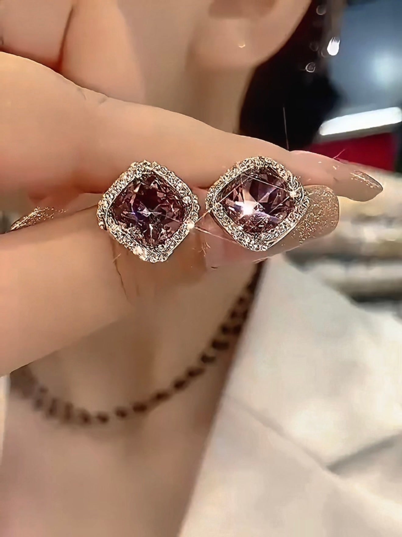 Elason Earrings